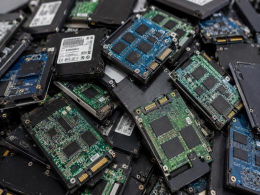 Solid State Drives (SSD)